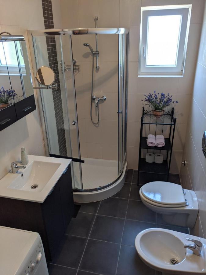 Apartment Iva Šilo Dış mekan fotoğraf