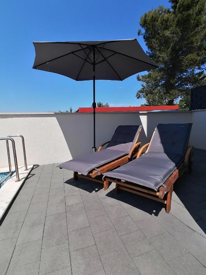 Apartment Iva Šilo Dış mekan fotoğraf