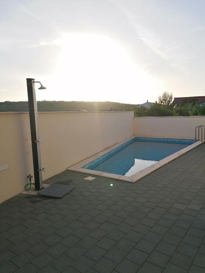 Apartment Iva Šilo Dış mekan fotoğraf
